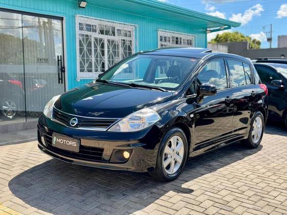 NISSAN TIIDA 1.8 SL 16V FLEX 4P AUTOMÁTICO NISSAN TIIDA 1.8 SL 16V FLEX 4P AUTOMÁTICO